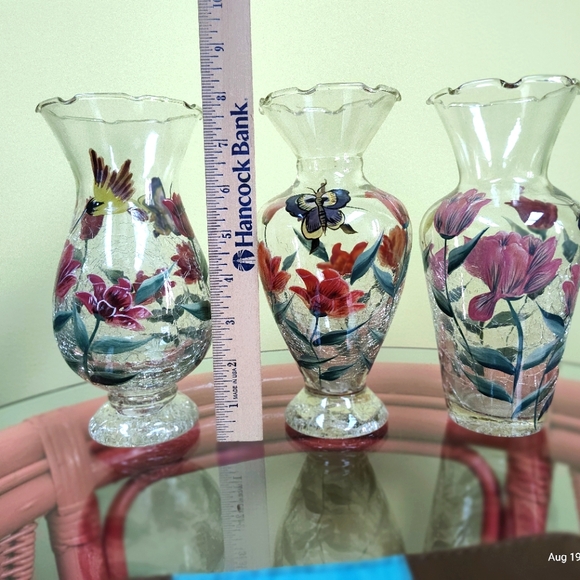 Three Fifth Avenue crackle crystal vases - Picture 2 of 4